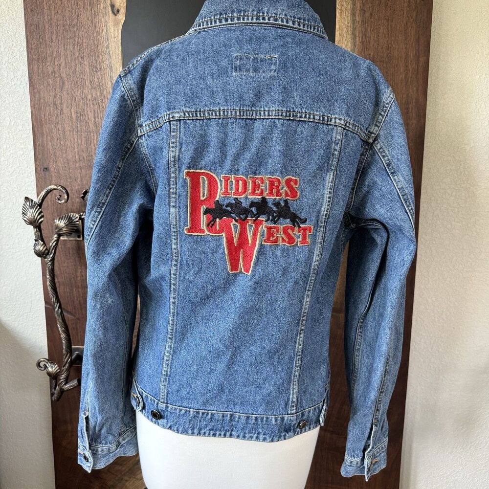 Vintage Wrangler Riata Embroidered Denim Jean Jacket Medium Riders West
